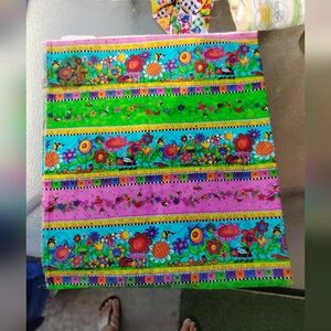 Colorblock Floral Vintage Insect Patterned Fabric